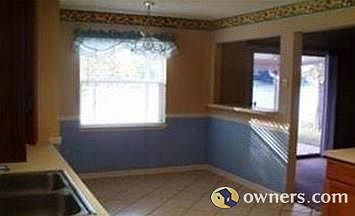 3rd image of 1399 Pawnee St