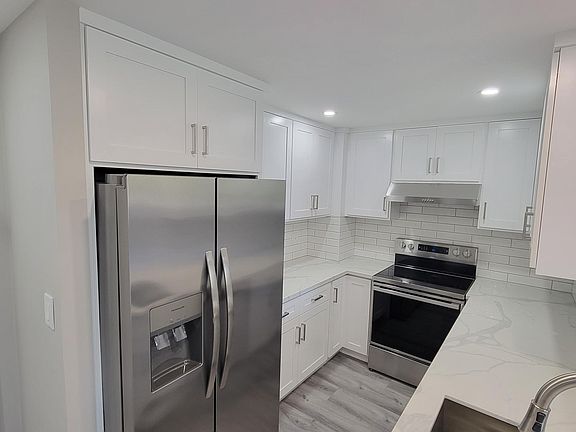 3rd image of 1750 E Ocean Blvd Unit 204