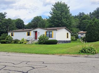 75 Rosewood Dr, Gardner, MA 01440