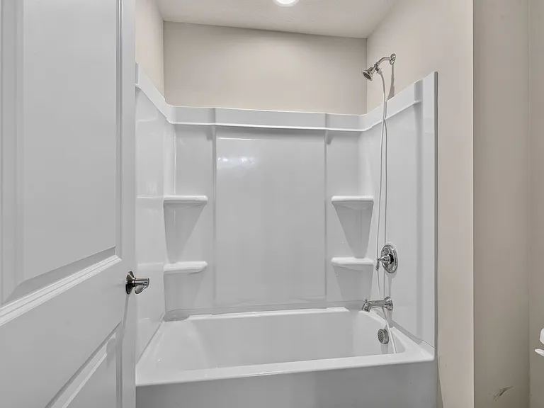 12987 Gilmour Dr — Photo 25