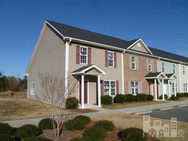 1st image of 145 Lincoln Place Cir
