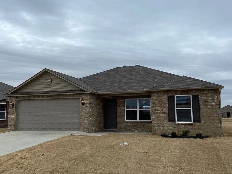 3809 Travers Ln — Photo 3
