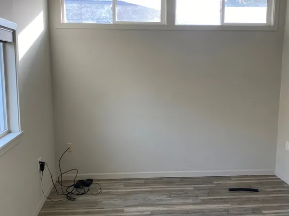 (undisclosed Address), Seattle, WA 98106