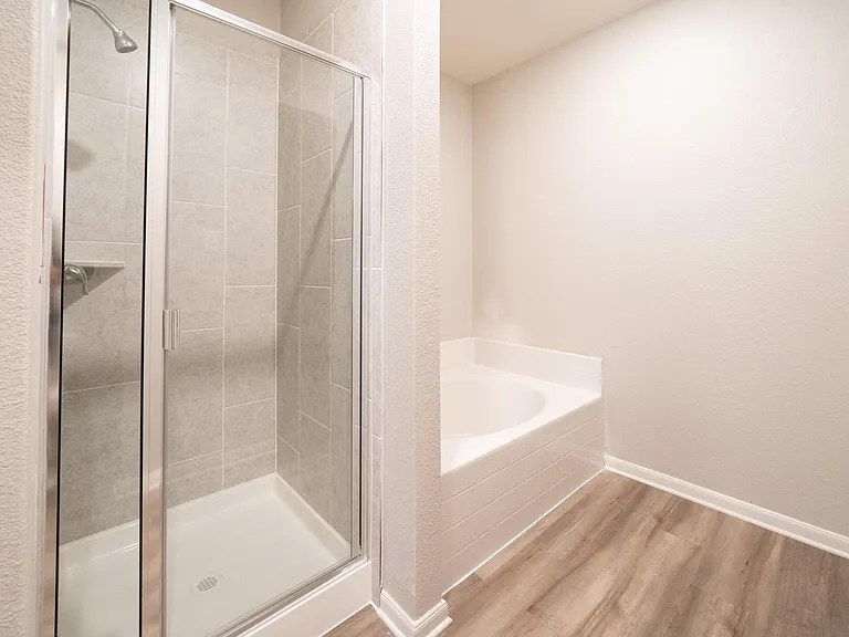 128 Emma Dr — Photo 29
