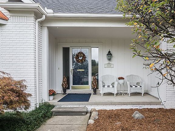 5th image of 20536 Ellen Dr