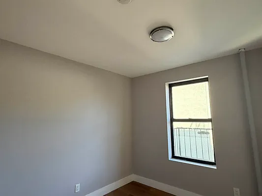 Bedroom, photo 6