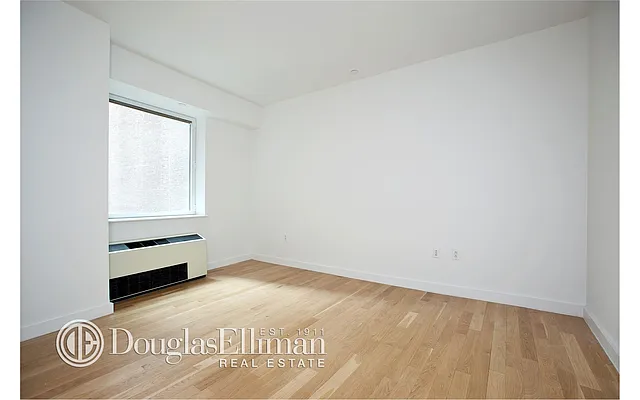 Rented by Douglas Elliman | media 27