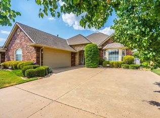 2705 NW 152nd St, Edmond, OK 73013