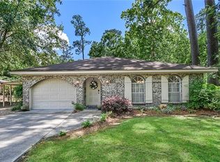 101 Robin Hood Dr, Covington, LA 70433