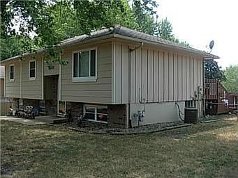 2nd image of 1801 SE Abbey St