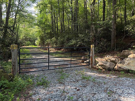 2nd image of Toxaway Rd
