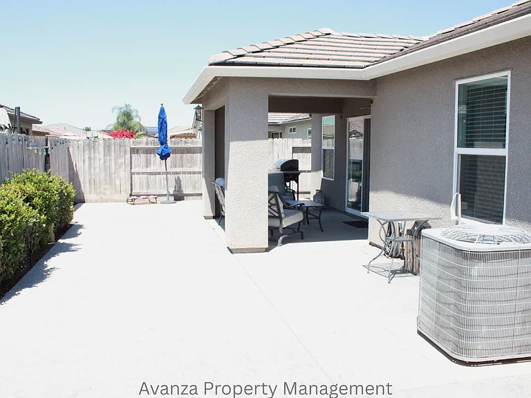 6857 E Cetti Ave — Photo 17