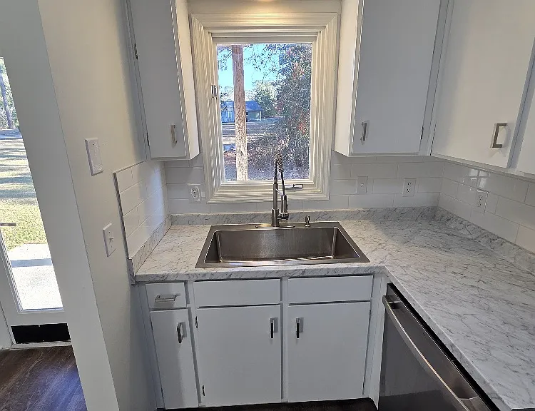 4 Woodrum Pl — Photo 6