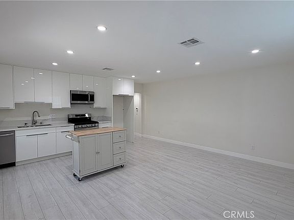 3rd image of 20210 Hartland St