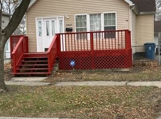 3427 Wallace Ave, Steger, IL 60475