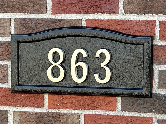 5th image of 863 Lee St