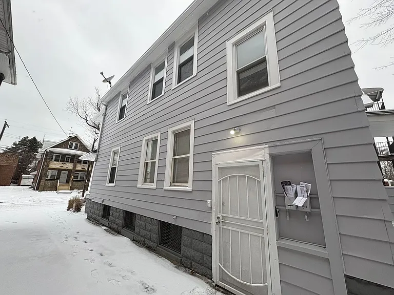 15624 Halliday Ave — Photo 11