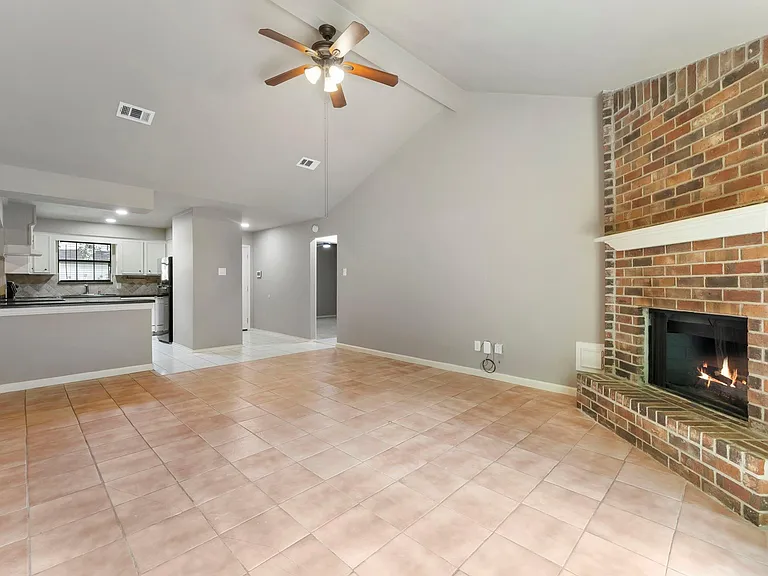 1010 E Red Cedar Cir — Photo 11