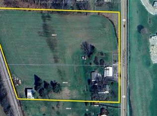32650 Huntington Rd, Ashton, WV 25503