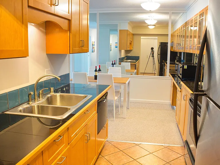 4540 8th Ave NE #1204 — Photo 6