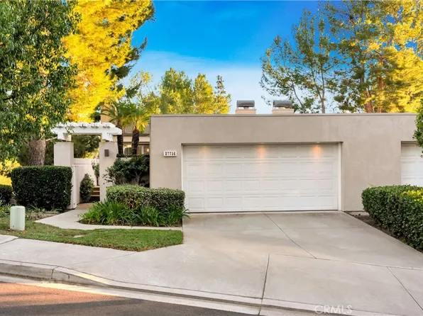 27754 Pinehurst, Mission Viejo, CA 92692
