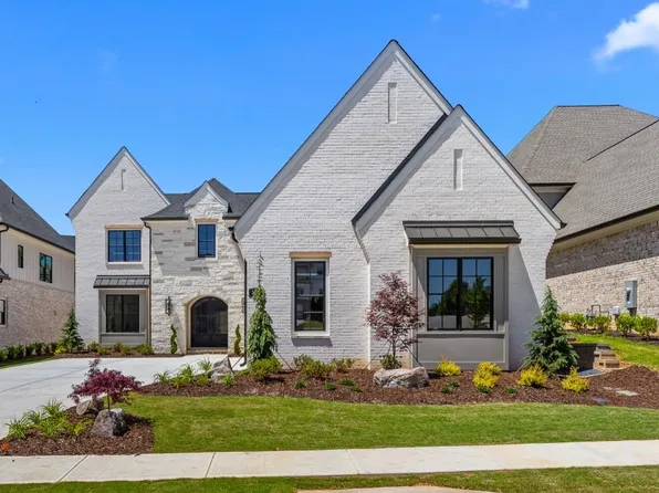 2457 Rock Maple Dr, Braselton, GA 30517