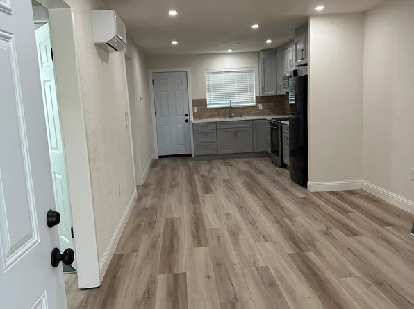 1014 Pine St #3, Napa, CA 94559