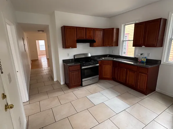 48 Mapes Ave #2, Newark, NJ 07112