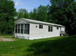 1 Ash Ln, Bowdoinham, ME 04008