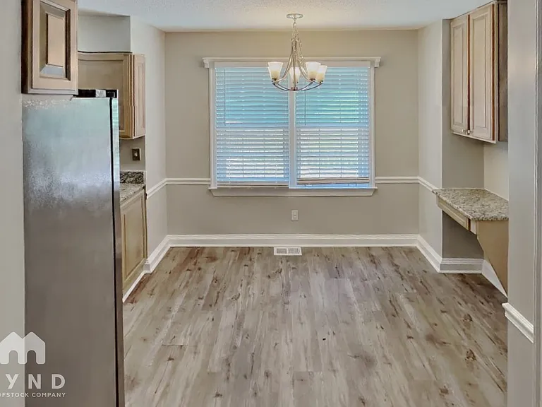 429 Dove Valley Rd — Photo 9