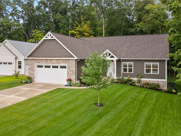 216 Heron Dr, Orrville, OH 44667