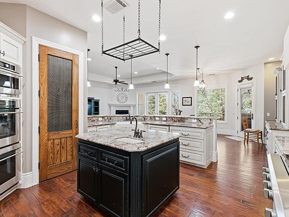 2nd image of 91 Knolls Ct