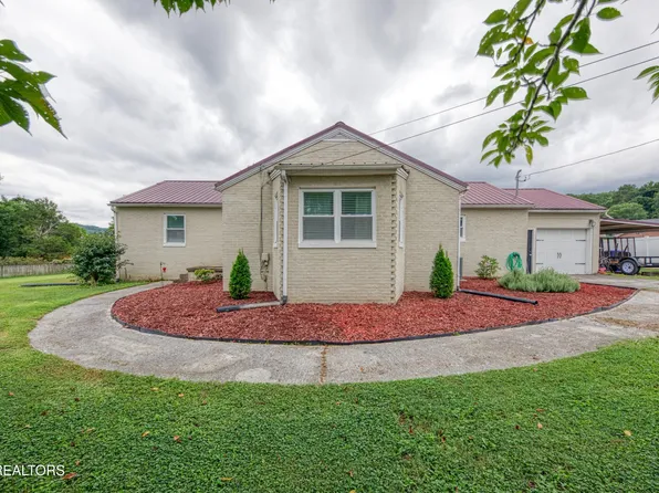 710 Lantana Ln, Clinton, TN 37716