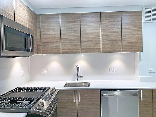 1st image of 41 Park Ave APT 3A
