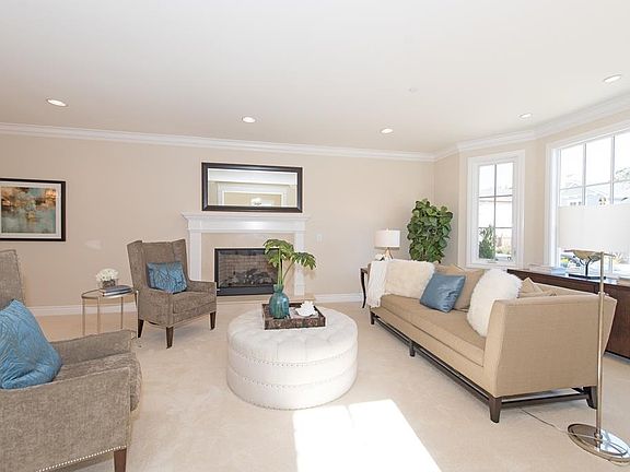 3rd image of 118 Carnoustie Dr