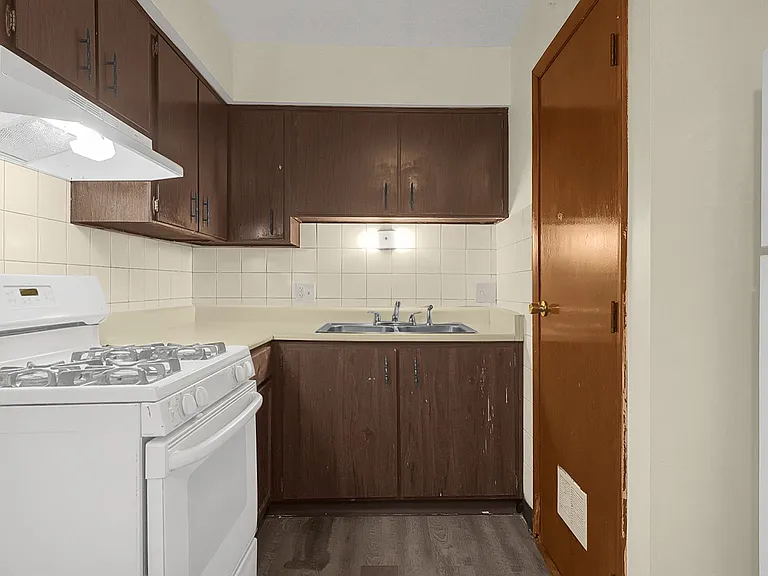 3042 Sandridge Ave #3042 — Photo 37
