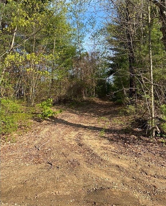 2nd image of 75 Town Farm Rd