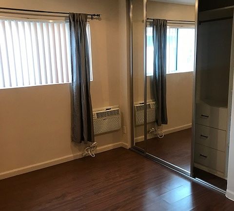 4th image of 1640 Brockton Ave APT 4