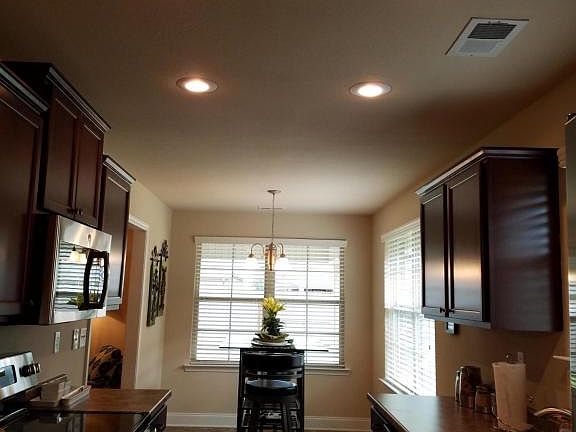 5th image of 7960 Allenwood Ln