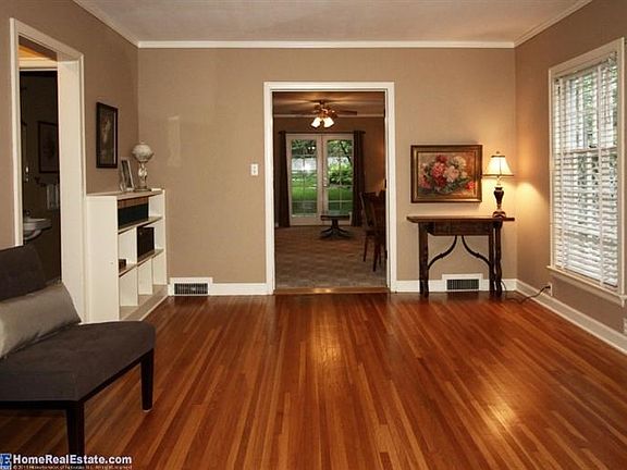 5th image of 3150 S 31st St