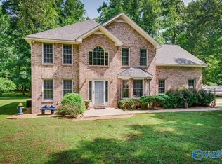 93 Mystic Trl W, Sardis City, AL 35956