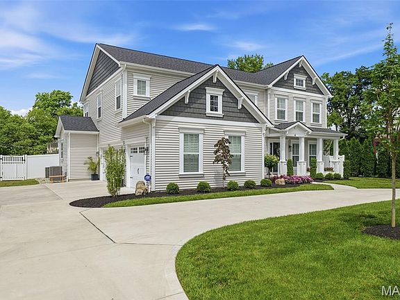 5th image of 4 Hillcrest Pl