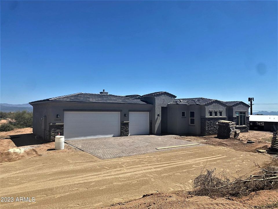 1st image of 13603 Lucia Dr
