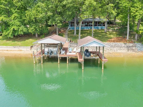 35 Bluewater Ct, Moneta, VA 24121