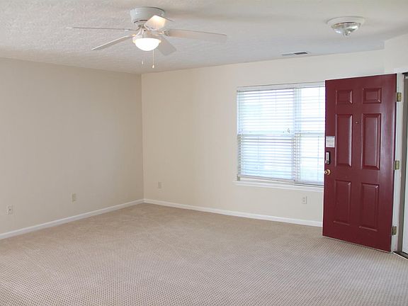 4th image of 2704 Silver Mare Ct