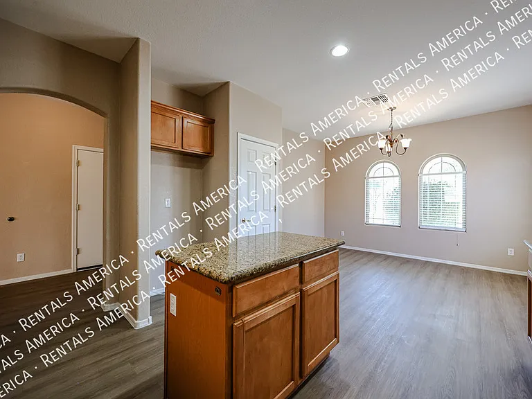 876 E Riviera Pl — Photo 6
