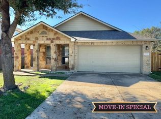 104 Gettysburg Loop, Elgin, TX 78621