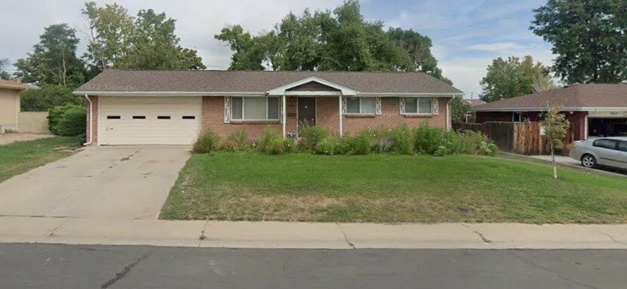 5 bed, 2000 sqft, $2,900 — Photo 1