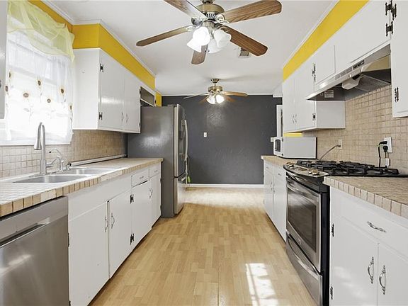 4th image of 428 N Pierce St