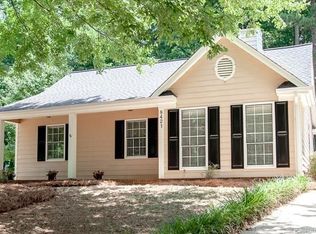 8421 Red Setter Ln, Charlotte, NC 28227